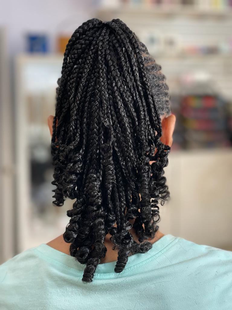Box braids Nefertiti Hair Salon